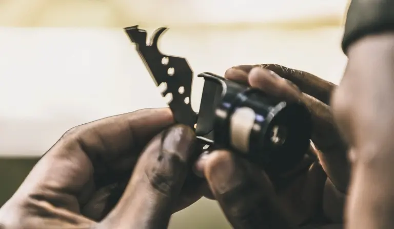 Gefüge- und Schneidanalyse – Qualitätskontrolle